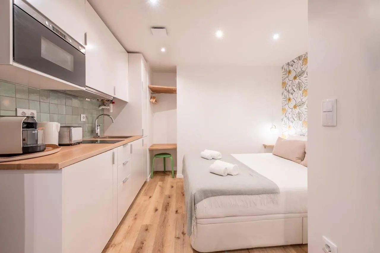 شقة Lisboa  في Guestready - Charming Studio- Newly Renovated!