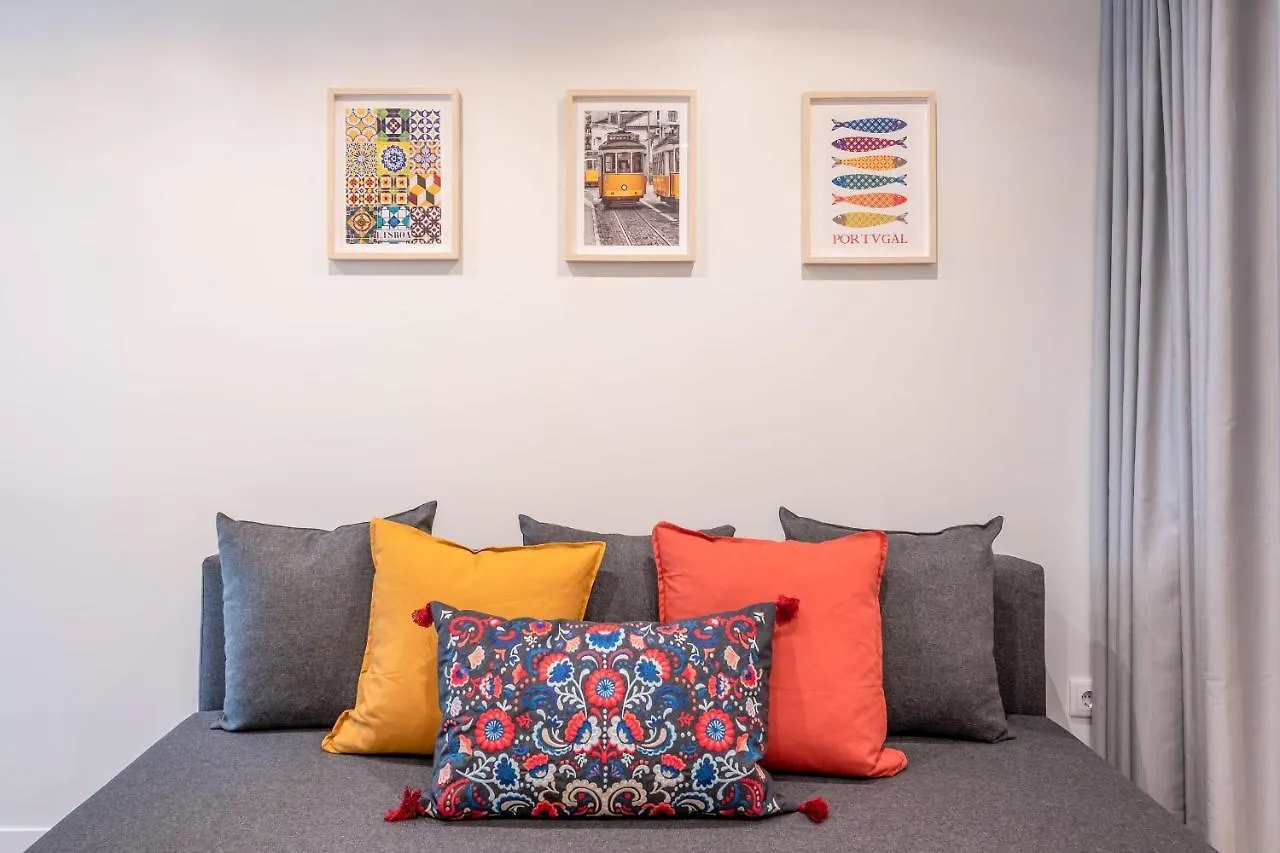 Апартаменты Guestready - Charming Studio- Newly Renovated! Лиссабон