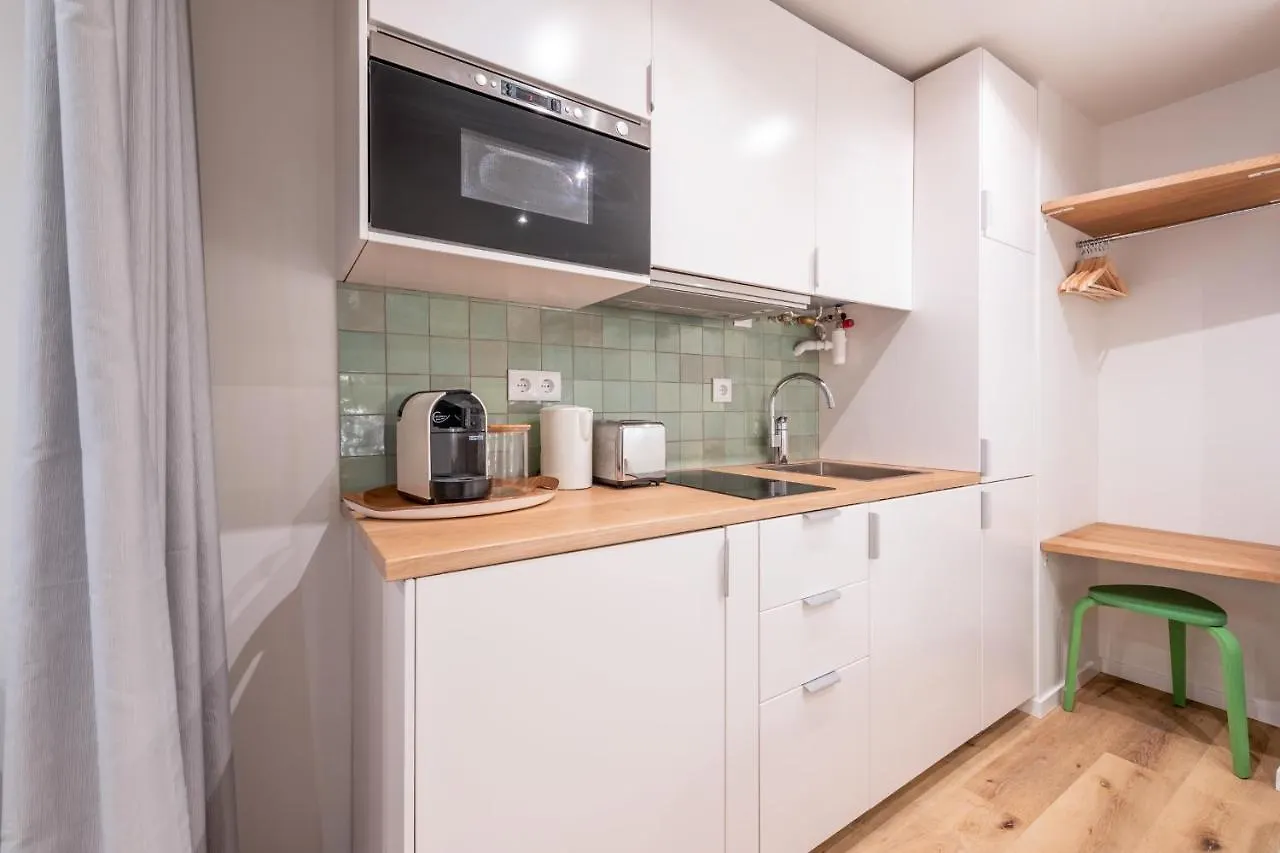 Апартаменты Guestready - Charming Studio- Newly Renovated! Лиссабон