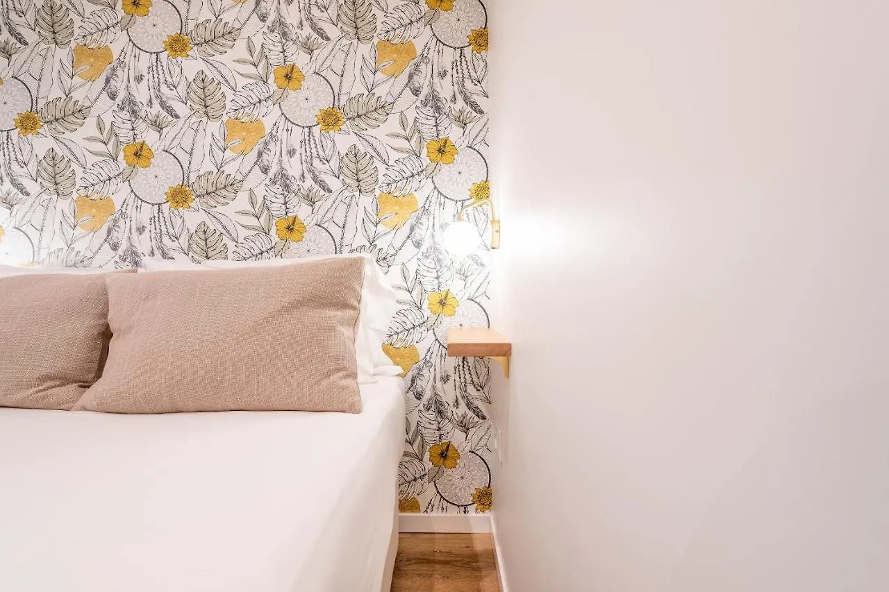 Апартаменты Guestready - Charming Studio- Newly Renovated! Лиссабон Португалия